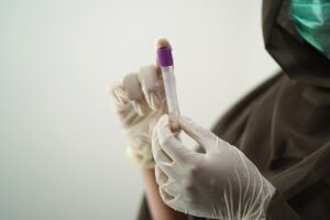 若返り医療に通う頻度について相談するべきポイントは？